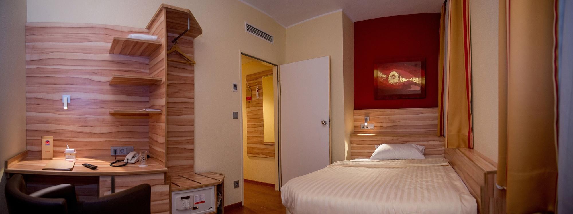 Plaza Premium Columbus 4* Bremen