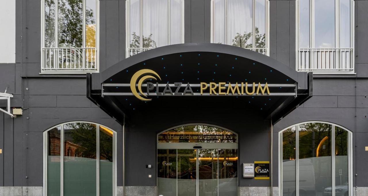 Plaza Premium Columbus Hotel