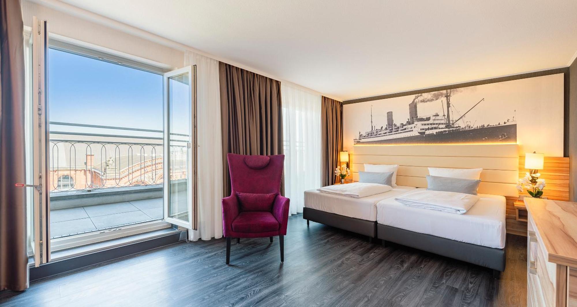Plaza Premium Columbus Hotel