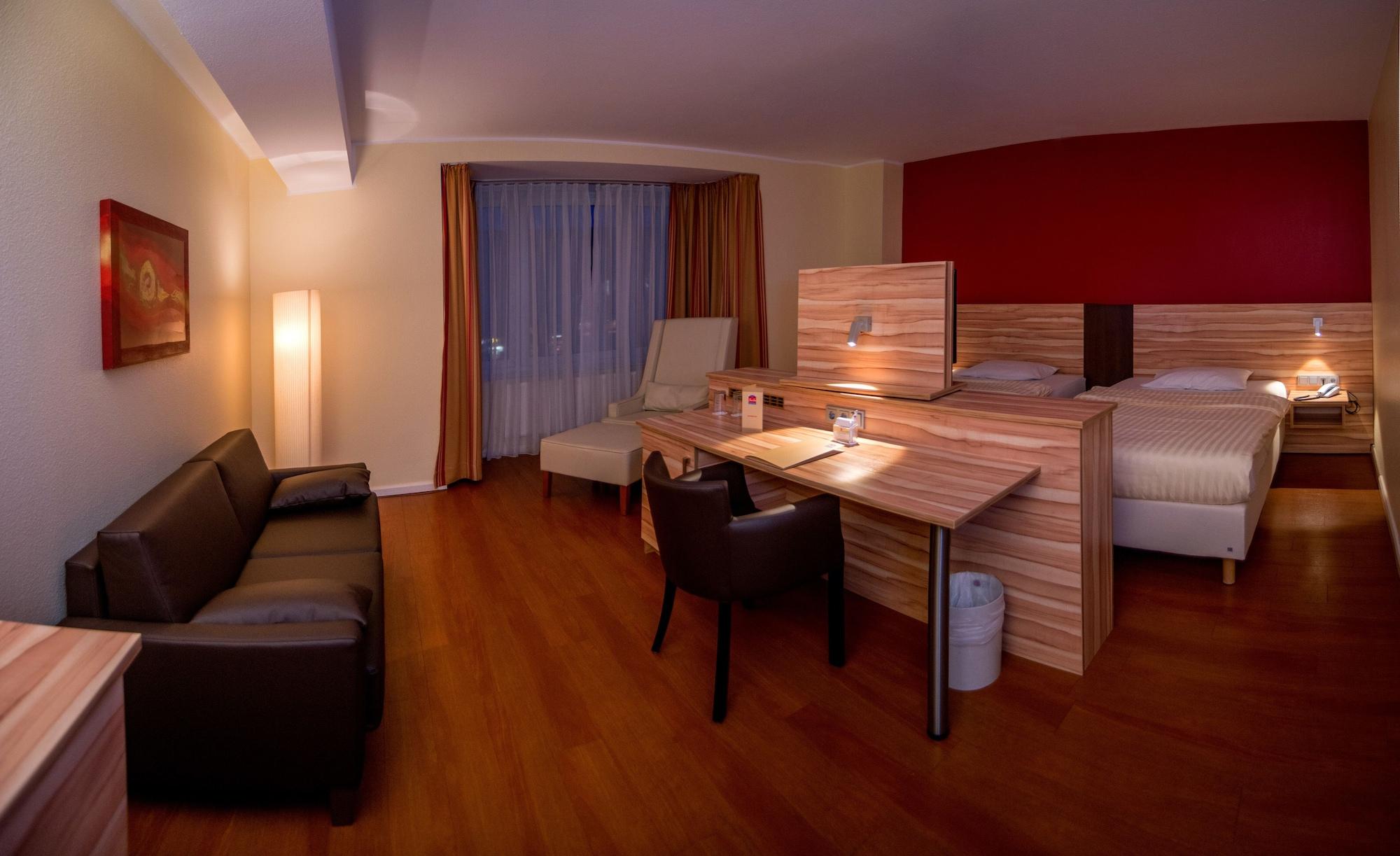 Plaza Premium Columbus 4* Brema