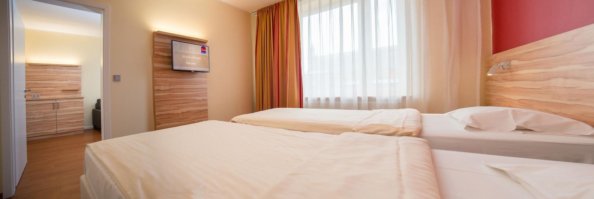 Plaza Premium Columbus Hotel