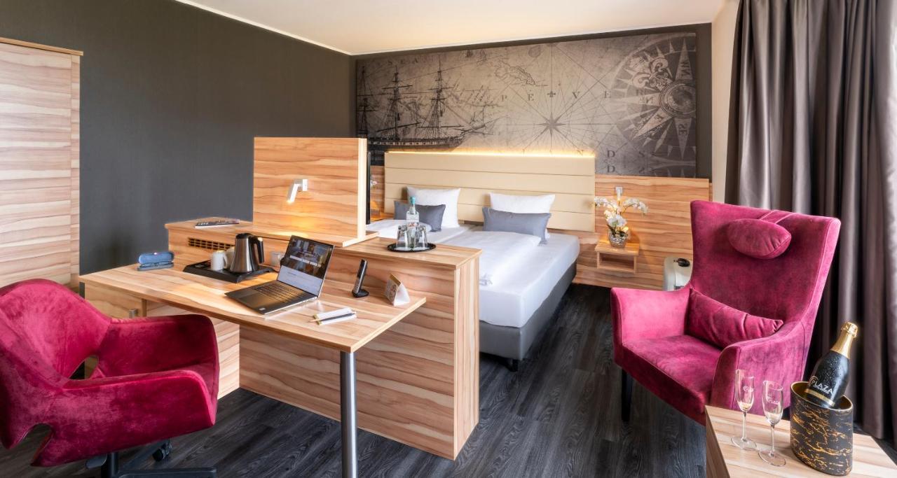 Plaza Premium Columbus